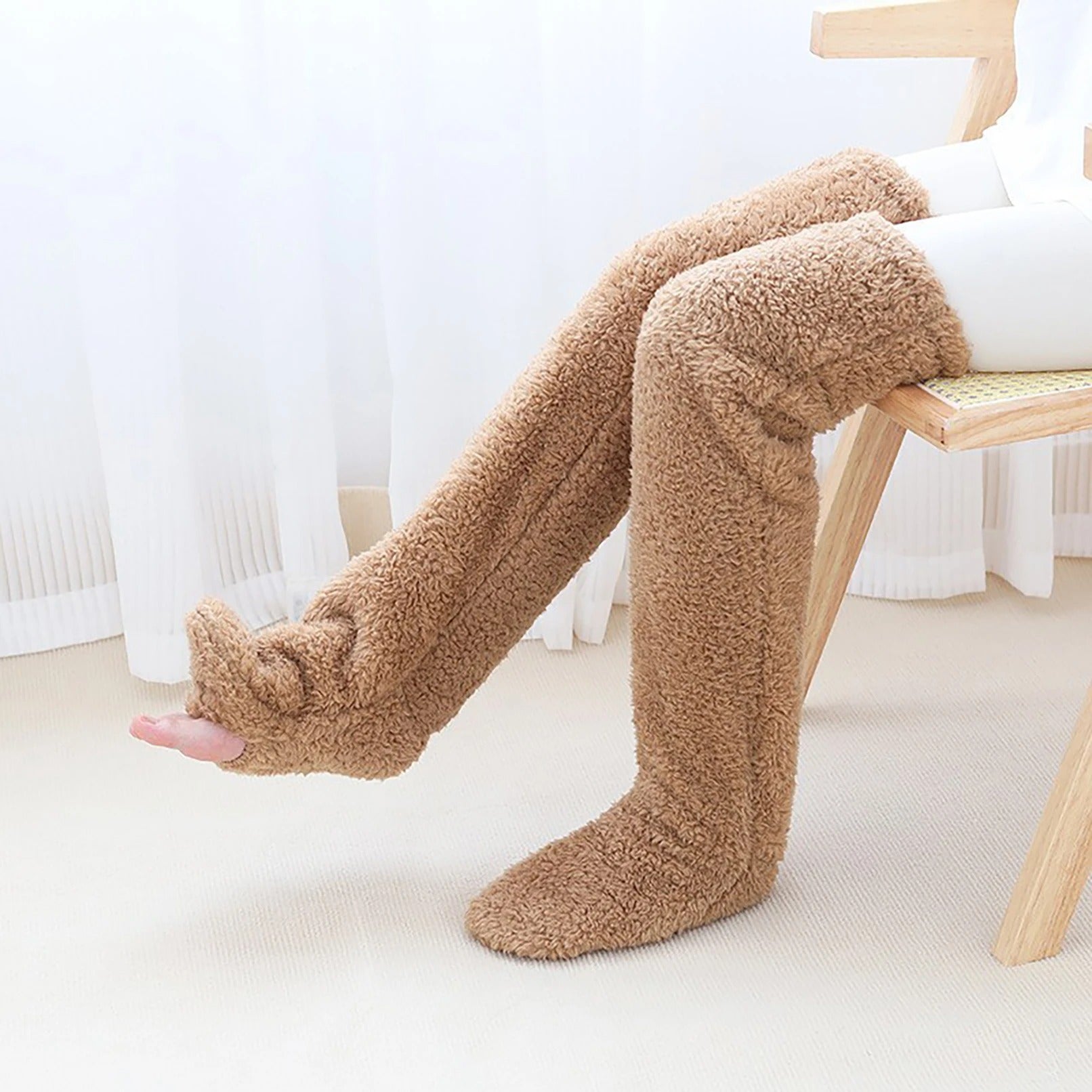 Calcetines de Felpa por Encima de la Rodilla: Calidez y Confort Toda la Noche